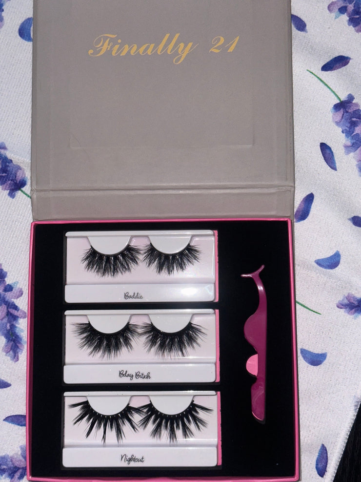 Finally 21 Lash Book *Limited Edition*